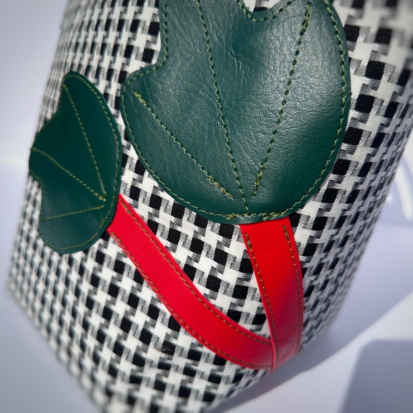 Rhubarb Picnic Tote
